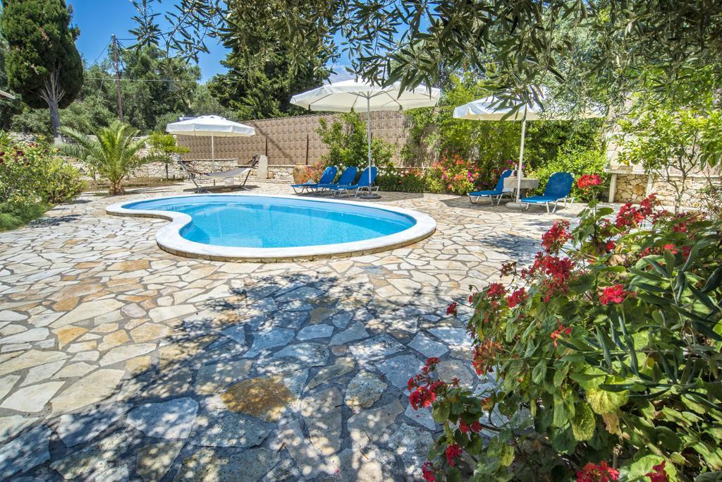 Galazio Sunset Villas Gaios Exterior photo
